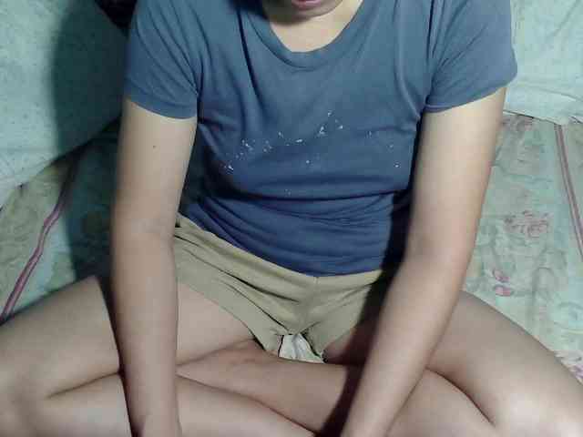 LizBeth23 webcam