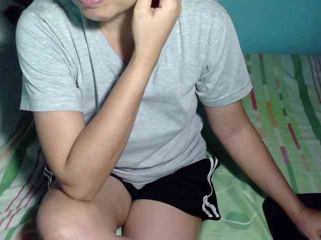 LizBeth23 webcam