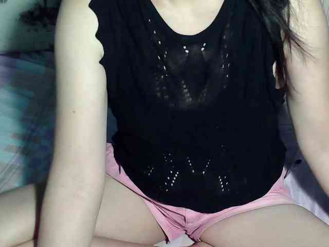 LizBeth23 webcam