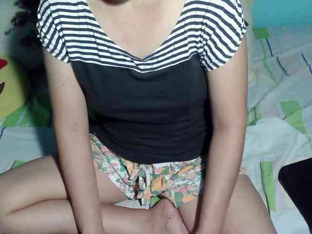 LizBeth23 webcam