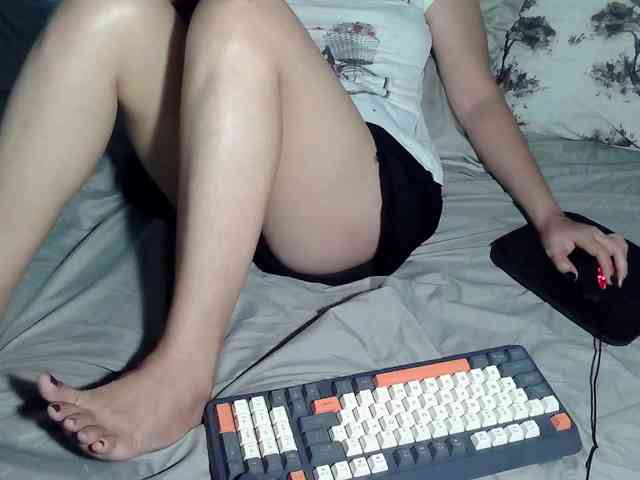 LizBeth23 webcam