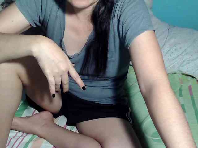 LizBeth23 webcam