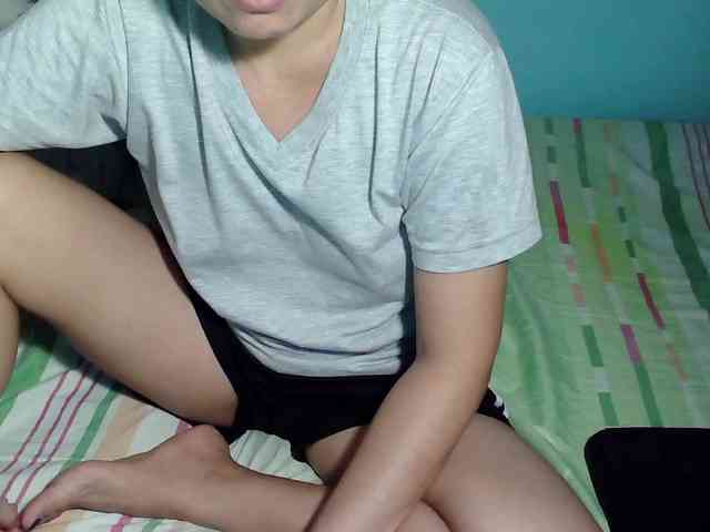 LizBeth23 webcam