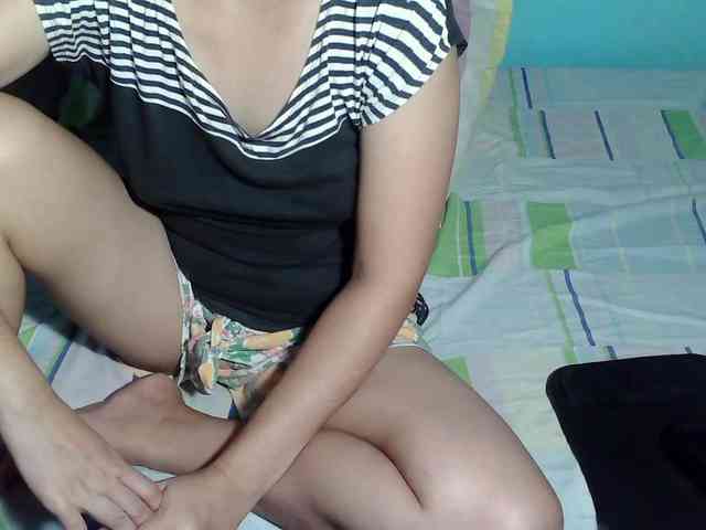 LizBeth23 webcam