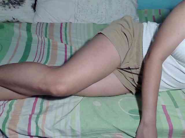 LizBeth23 webcam