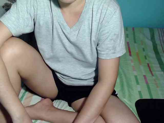 LizBeth23 webcam