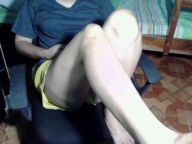 LizBeth23 webcam