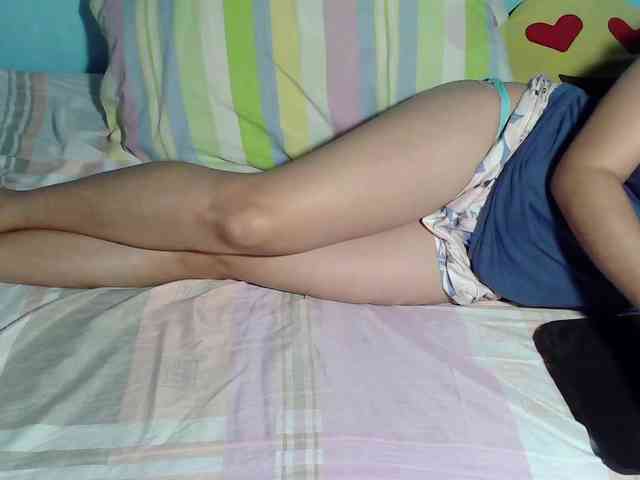 LizBeth23 webcam