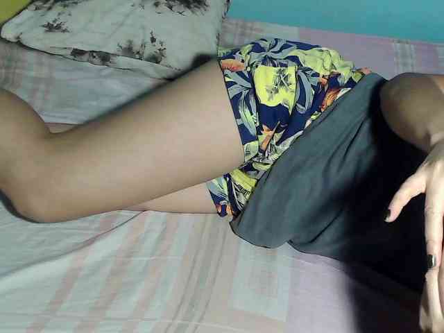 LizBeth23 webcam