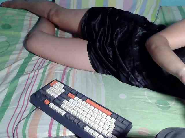 LizBeth23 webcam