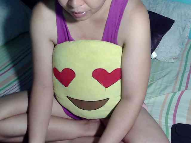 LizBeth23 webcam