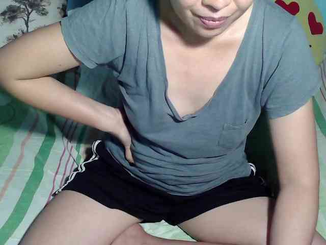 LizBeth23 webcam
