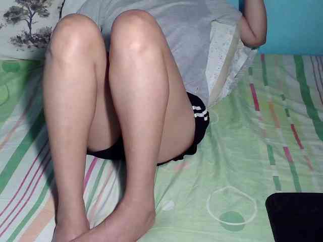 LizBeth23 webcam