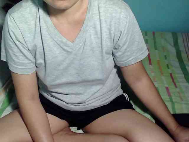 LizBeth23 webcam