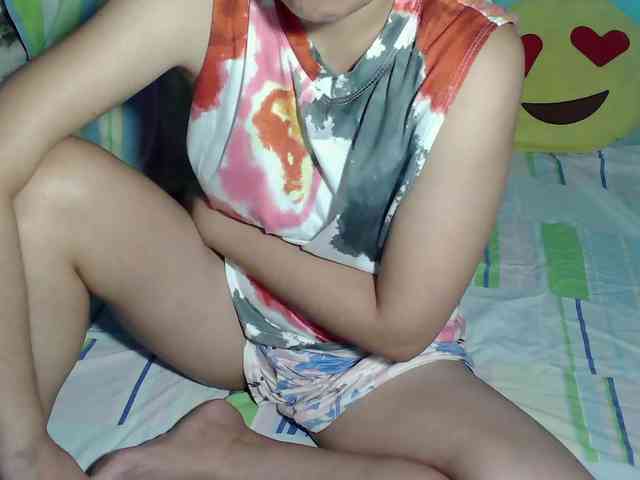 LizBeth23 webcam