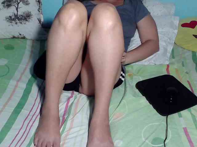 LizBeth23 webcam