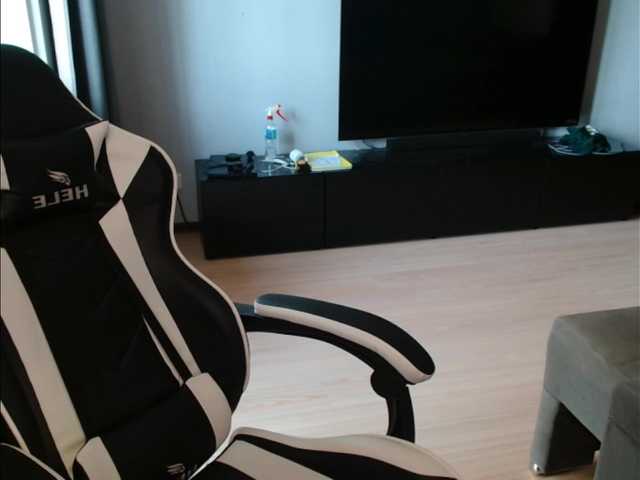  VikiKelt chat room