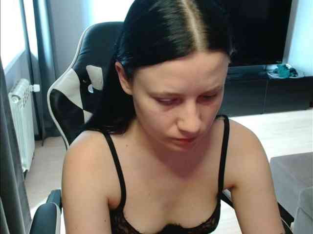 online live show VikiKelt