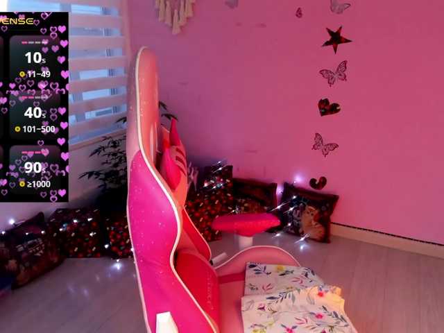 megankitty999's BongaCams show and profile