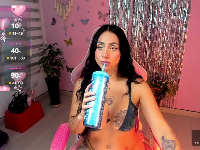 megankitty999's BongaCams show and profile