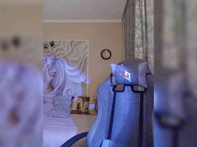 free webcam chat AsyaMi