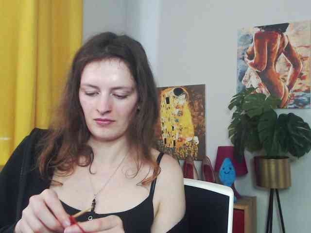 NadineGold webcam