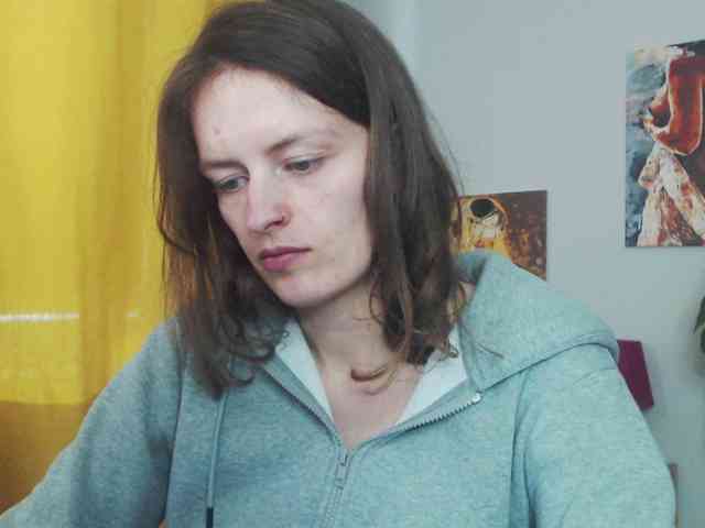 NadineGold bongacams