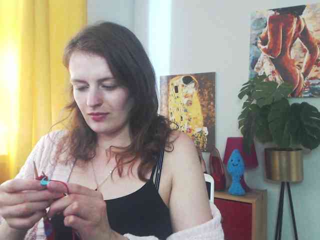 NadineGold webcam
