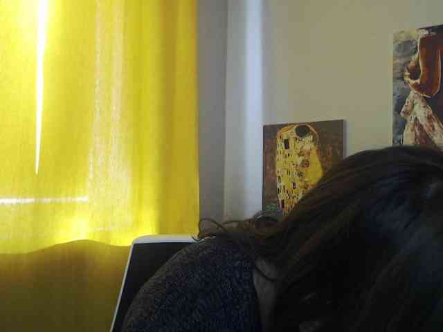 NadineGold webcam