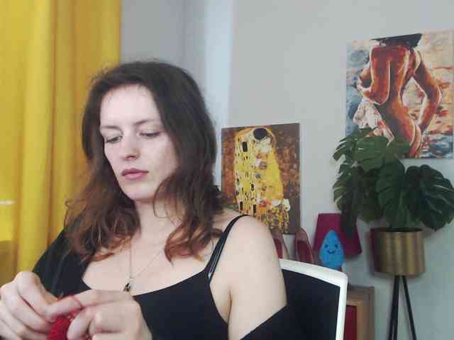 NadineGold webcam
