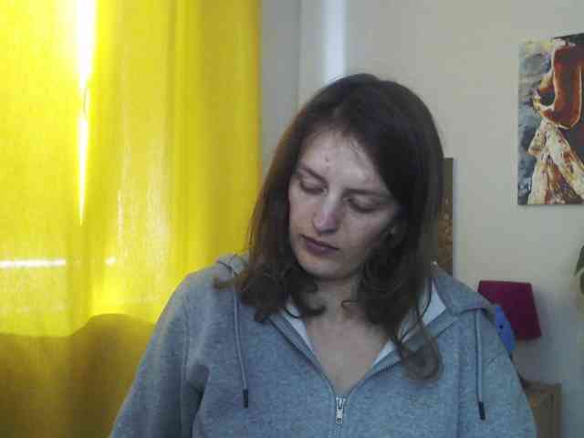 NadineGold webcam