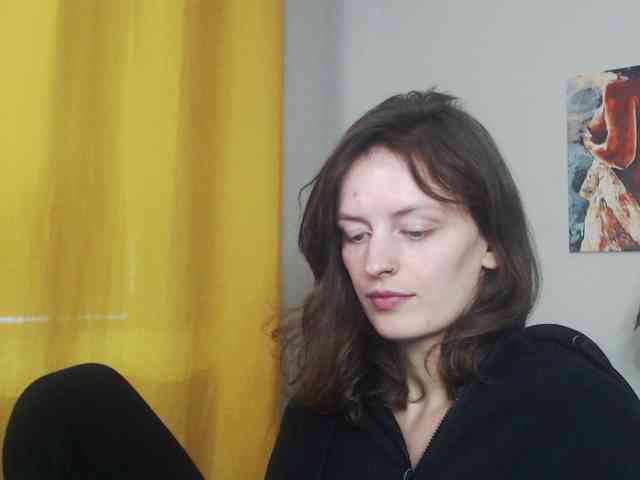 NadineGold webcam