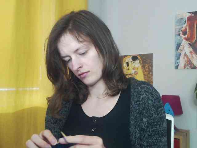 NadineGold webcam