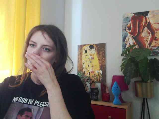 NadineGold webcam