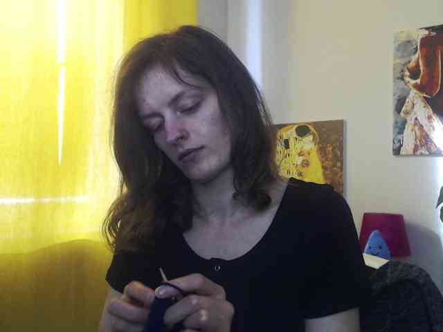 NadineGold webcam
