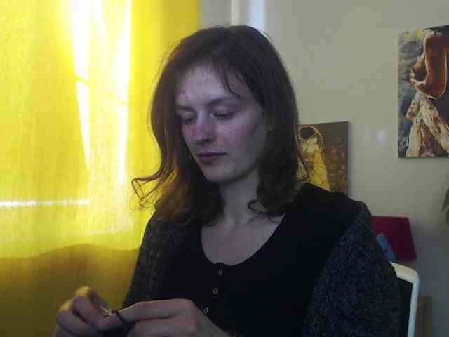 NadineGold webcam