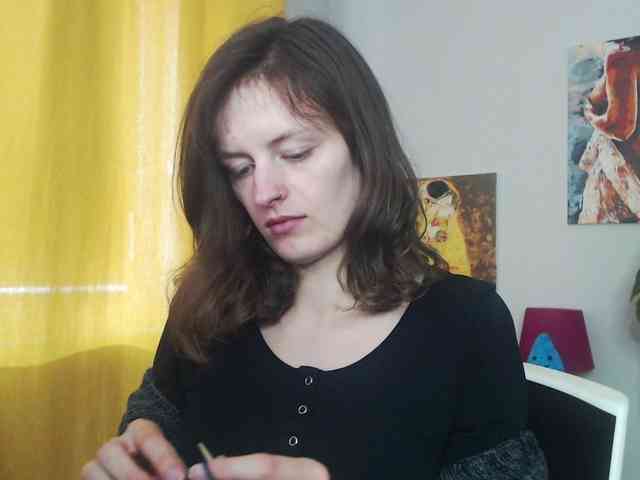 NadineGold webcam