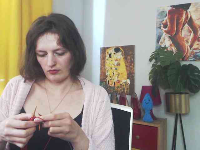 NadineGold webcam