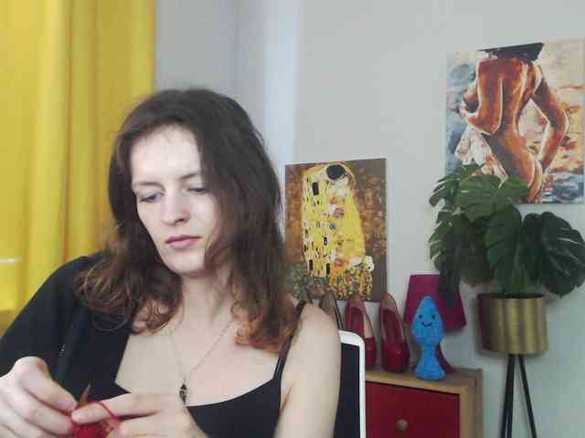 NadineGold webcam