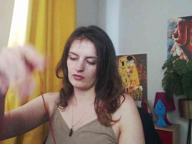 NadineGold webcam