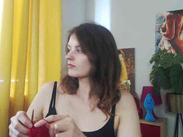 NadineGold webcam