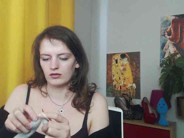 NadineGold webcam
