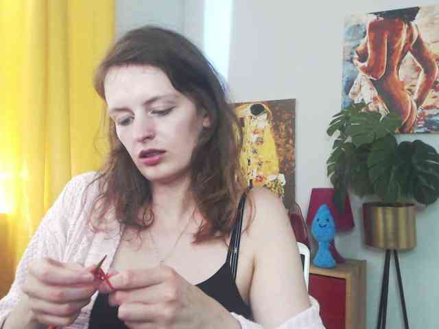 NadineGold webcam