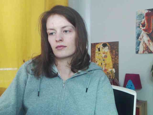 NadineGold webcam