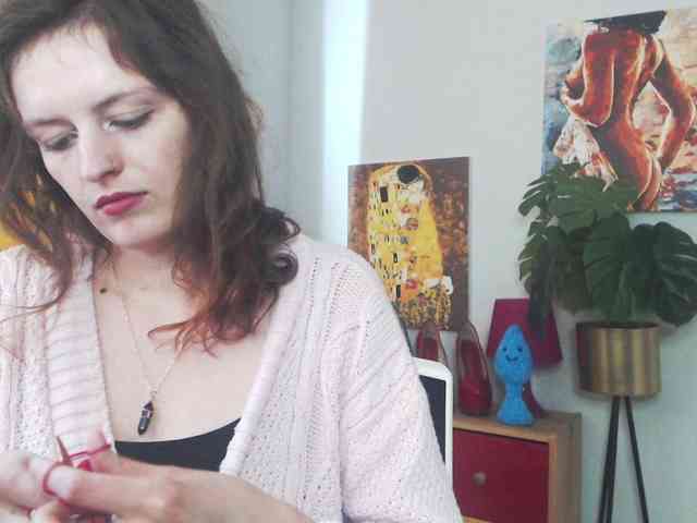 NadineGold webcam