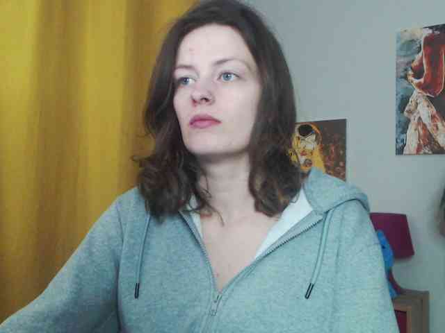 NadineGold webcam