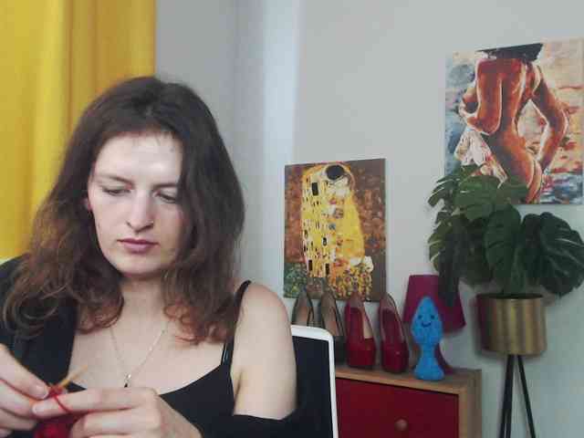 NadineGold webcam