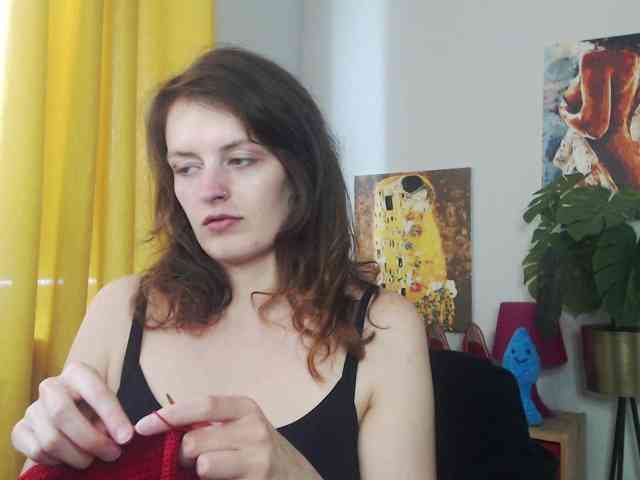 NadineGold webcam