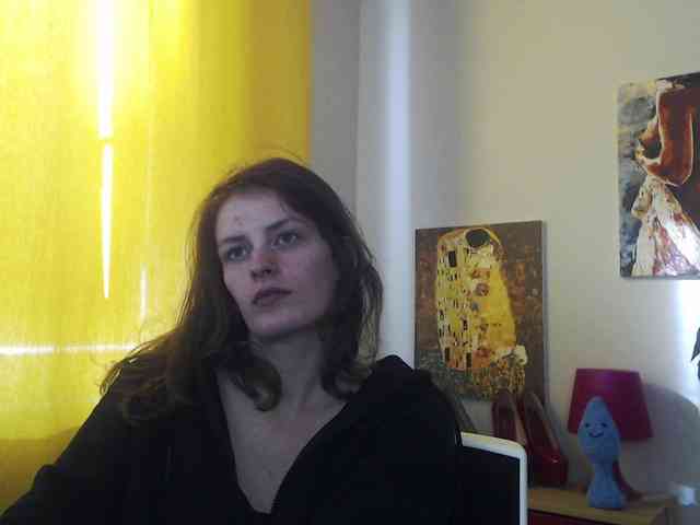 NadineGold webcam