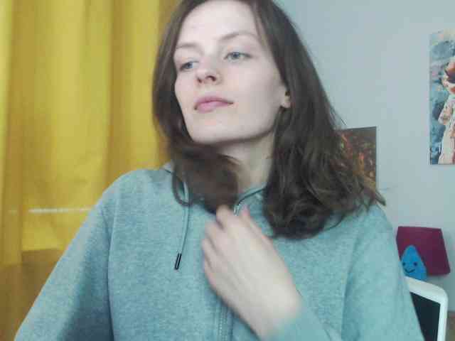 NadineGold webcam